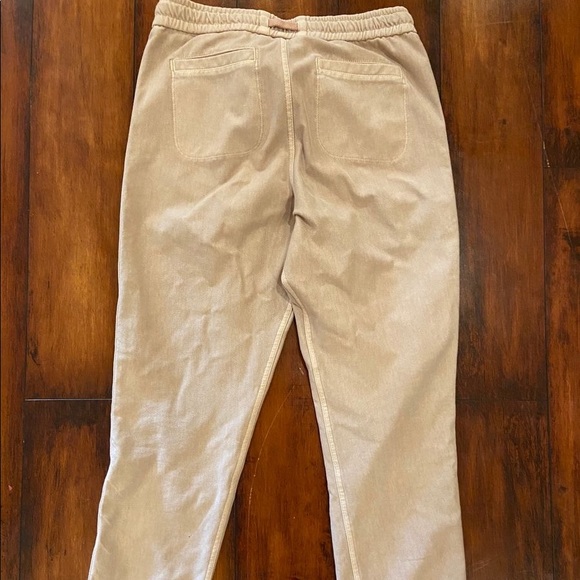 NWOT Athleta farallon joggers - Picture 4 of 5